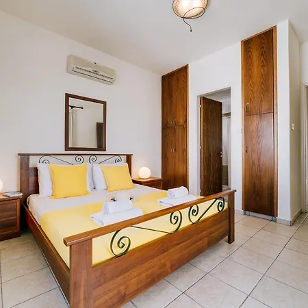 Malamar * Paralimni
