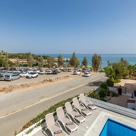 Malamar Villa